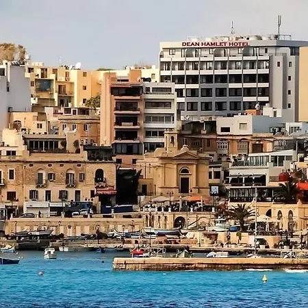 ホテル ディーン ハムレット