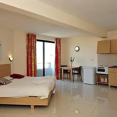 Otel Dean Hamlet 3*