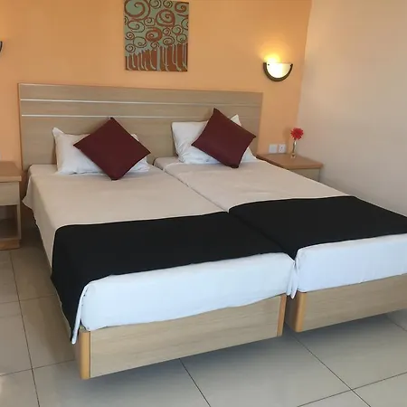 Otel Dean Hamlet 3*