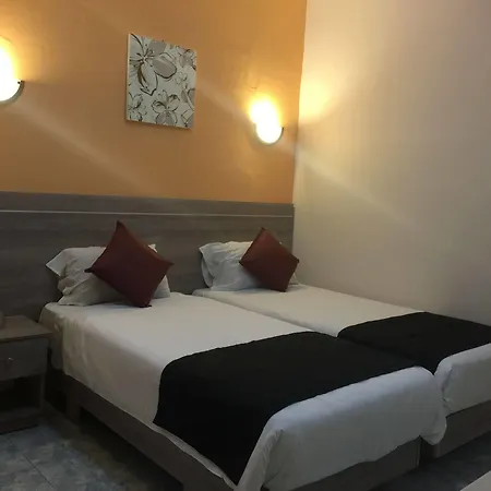 Hotel Dean Hamlet 3*