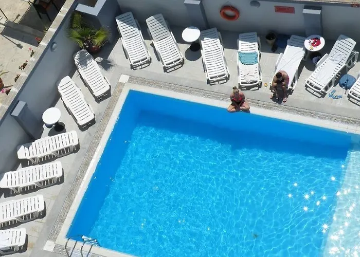 Otel Dean Hamlet Saint Julian's