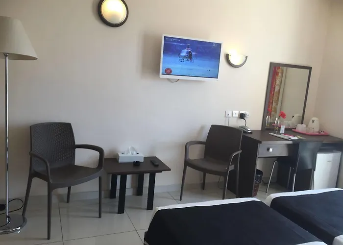 Dean Hamlet Hotel San Ġiljan