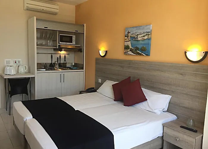 Dean Hamlet Hotel San Ġiljan