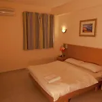 Dean Hamlet Hotel